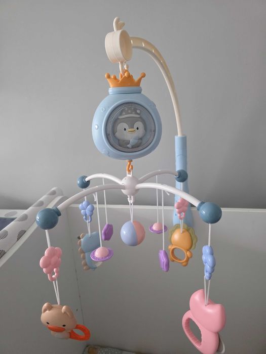 Музикална светеща въртележка