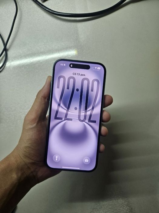 Айфон 16 , 92% 370 циклов 128 гб есть коробка