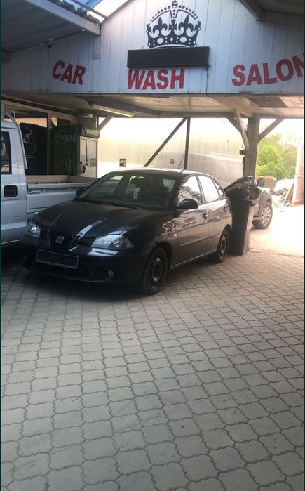 Închirieri auto uz personal și pentru livrari glovo wolt bolt food