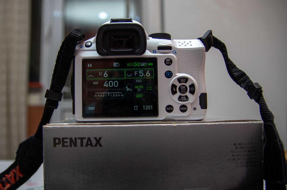 Pentax K-30. Зеркалка