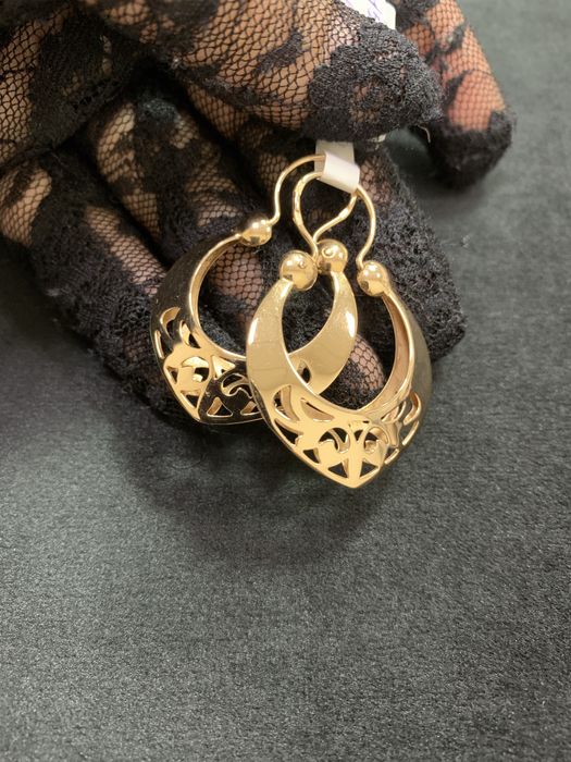 Золото серьги  г.Астана