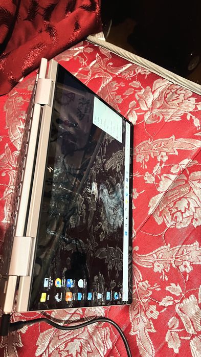 Ноутбук HP ENVY x360