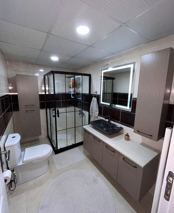 Kalyonni oynadan dush kabinalar