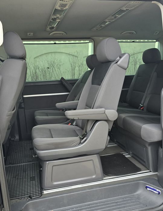 VW Multivan  2011   2.0  TDi