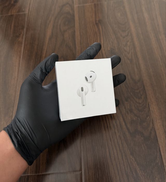 Air Pods 4