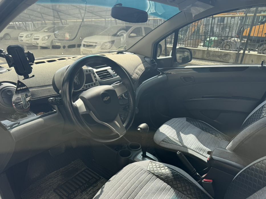 Chevrolet Spark avtomat 2015 (Yevro) sotiladi