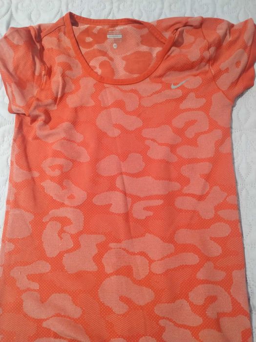 Дамски дрехи тениски