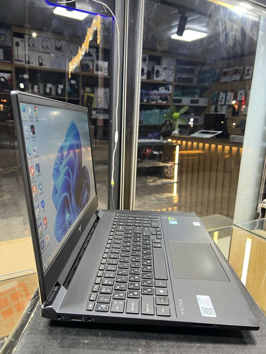 HP Victus i5-12450H RTX 3050 16GB 512GB SSD