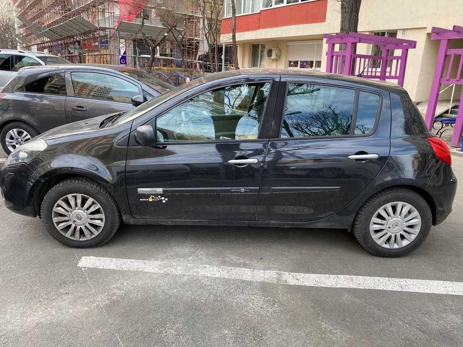 RENAULT Clio 2010 — imagine 4