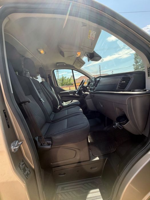 Ford Tranzit Costum/8+1 Locuri/Propietar de Noua