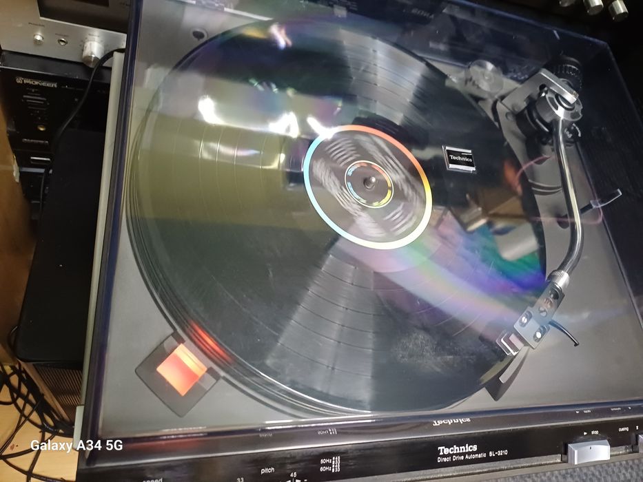 Technics sl-3210 direct drive semi automatic