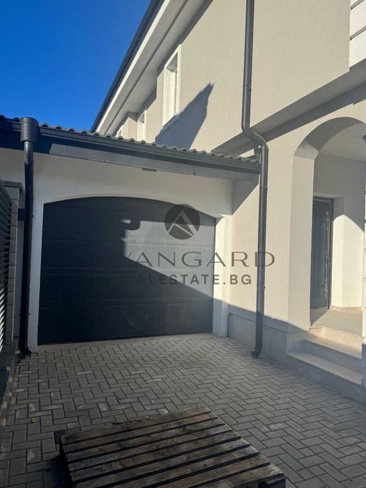 Продава се Къща в с. Белащица, Област Пловдив - 268 кв.м за 1362 €/кв.м - Снимка #10