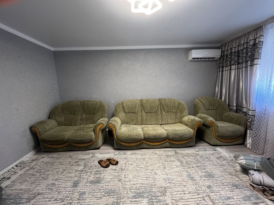 Продам мягкий уголок 3/2/1