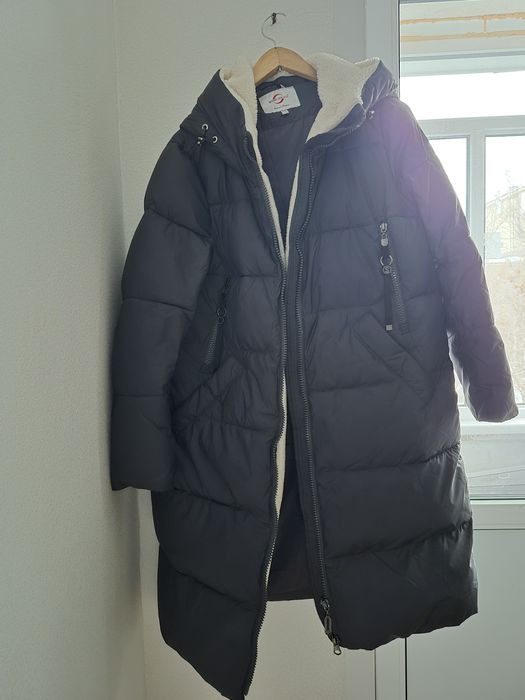 Продам пуховик зимний