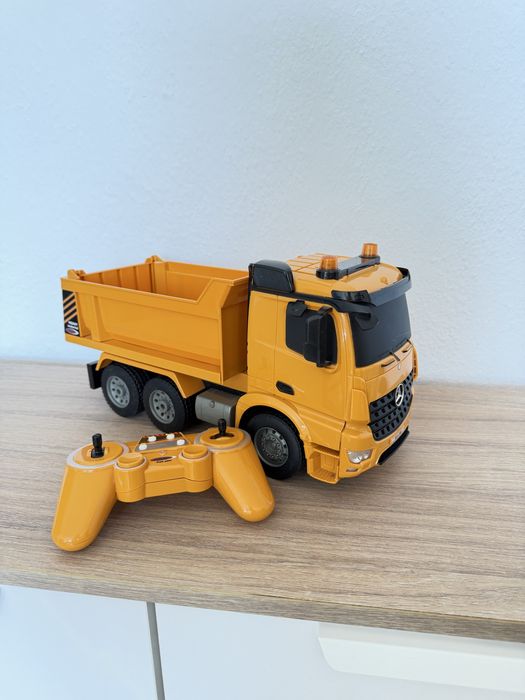 Голям самосвал/камион с дистанционно управление, Mercedes Benz Arocs, мащаб  1:20