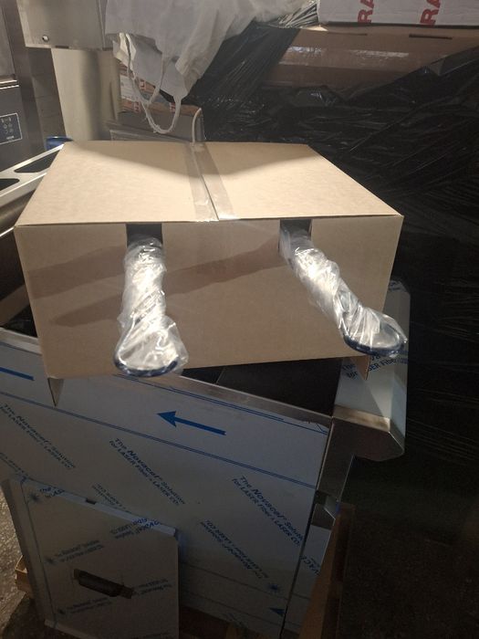 Фритюрник НОВ професионален на газ BLUESEAL