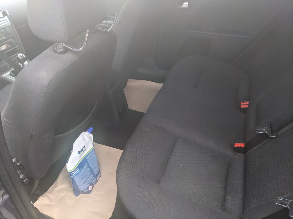 Ford mondeo mk3 clearance isofix