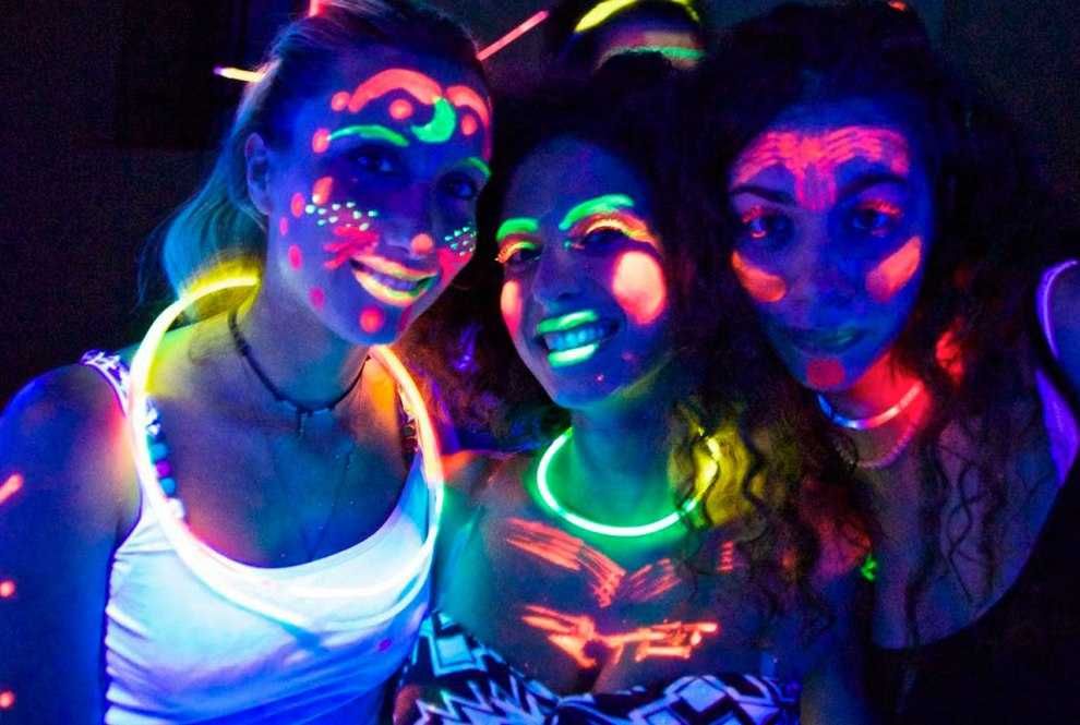 FOSFOR neon boyuk ichki va tashkari bezak