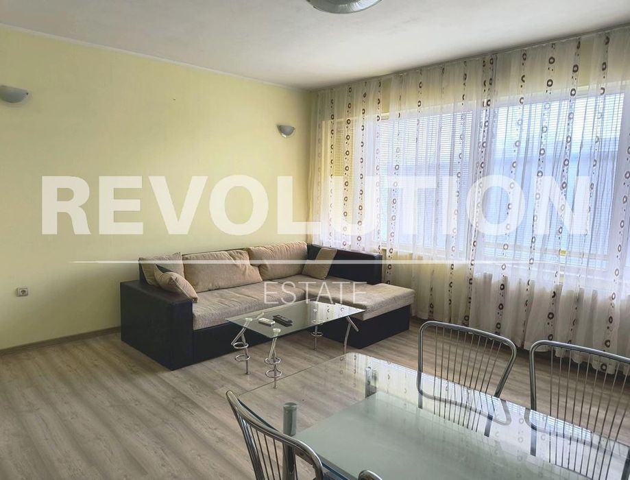 Дава се под наем Двустаен апартамент в Варна, Изгрев - 58 кв.м за 395 € - Снимка #1