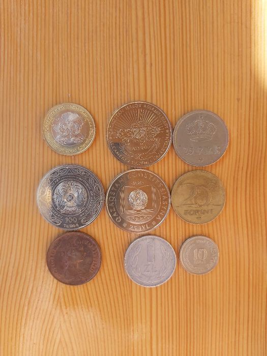 Продам коллекционные монеты