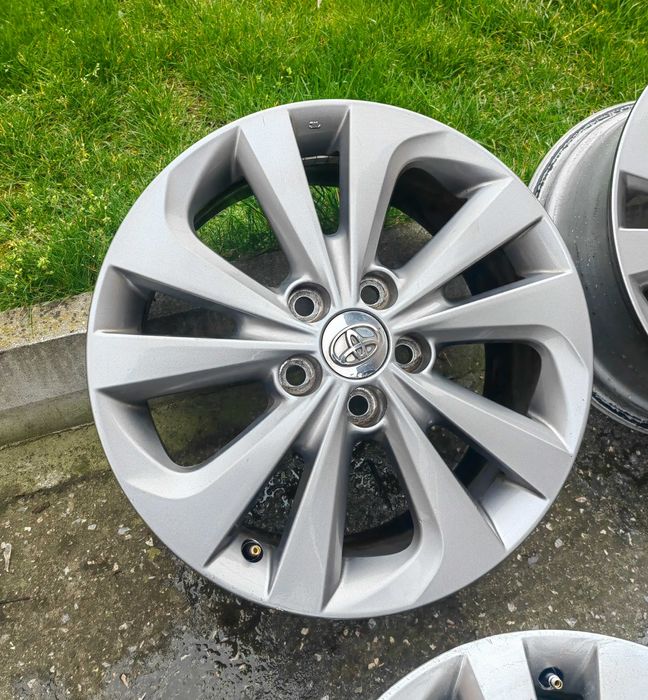 Джанти за  Toyota Auris 17'