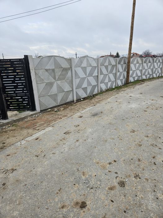 Vând gard din beton arma