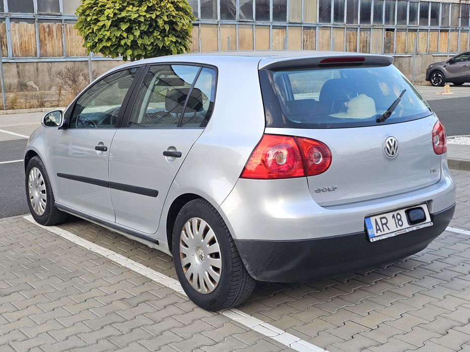 VOLKSWAGEN Golf 2004 — imagine 3