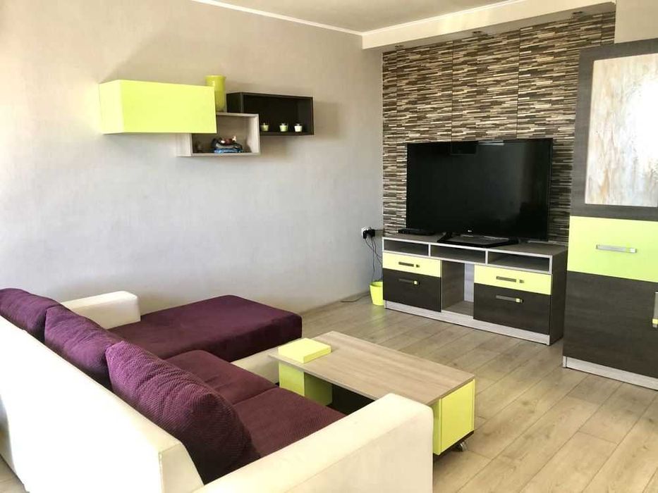 Дава се под наем Двустаен апартамент в Бургас, Възраждане - 70 кв.м за 357 € - Снимка #5