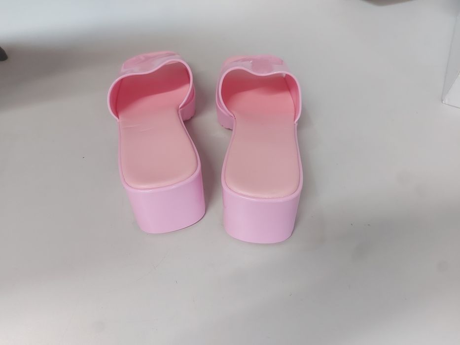 Чехли от силикон в розов цвят