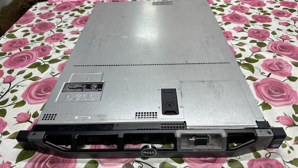 Сервер Dell PowerEdge R320 | Xeon E5-2407 | 8 ГБ ECC |