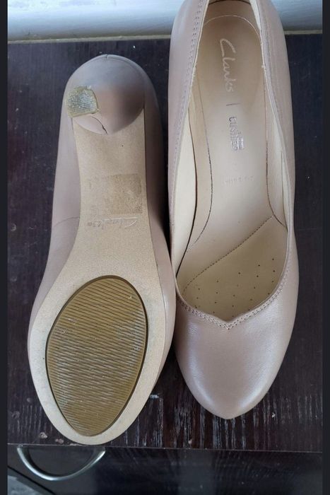 Дамски обувки Sara Pen и clarks