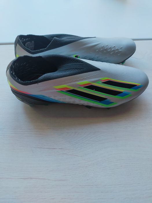 Бутсы футбольные