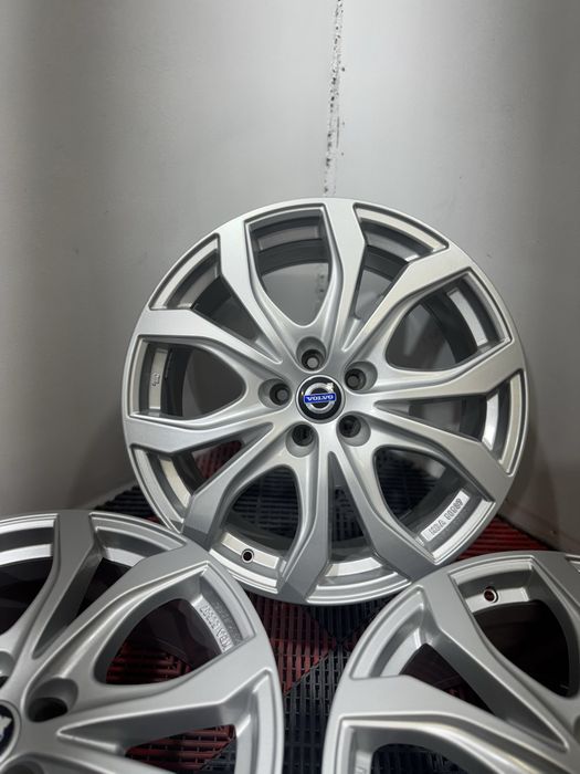 Jante  5x108 R19 Volvo Xc40 XC60 XC90 ,V40 V60 S60 , S90 V90