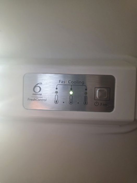 Combina frigorifica whirlpool 6sense