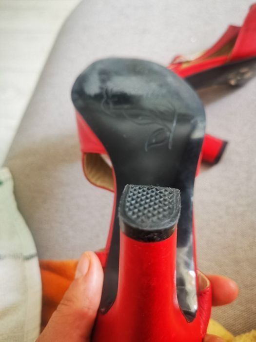 Sandale rosii Guban din piele 37.5-38