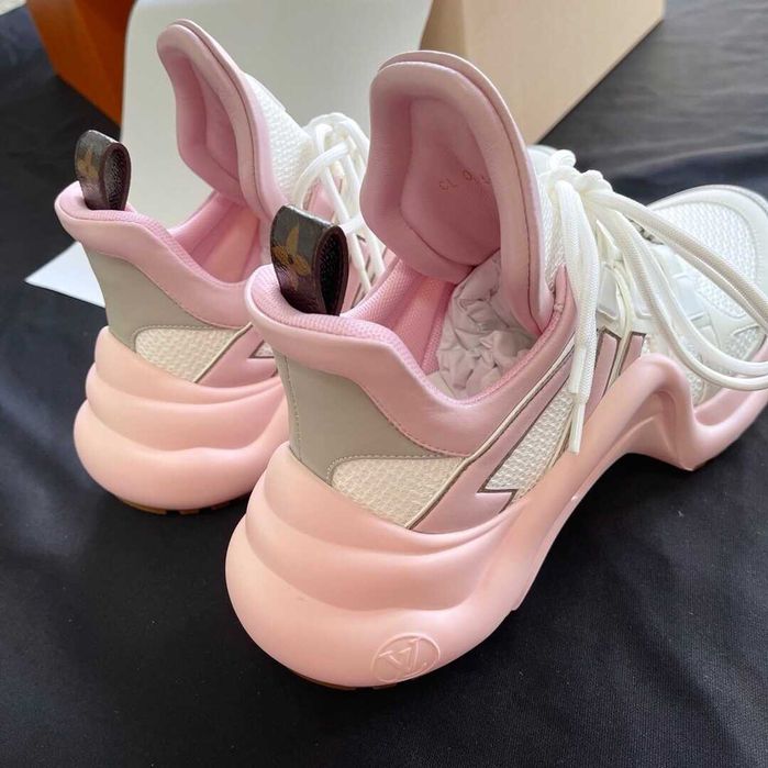 Adidasi dama Louis Vuitton Archlight Premium