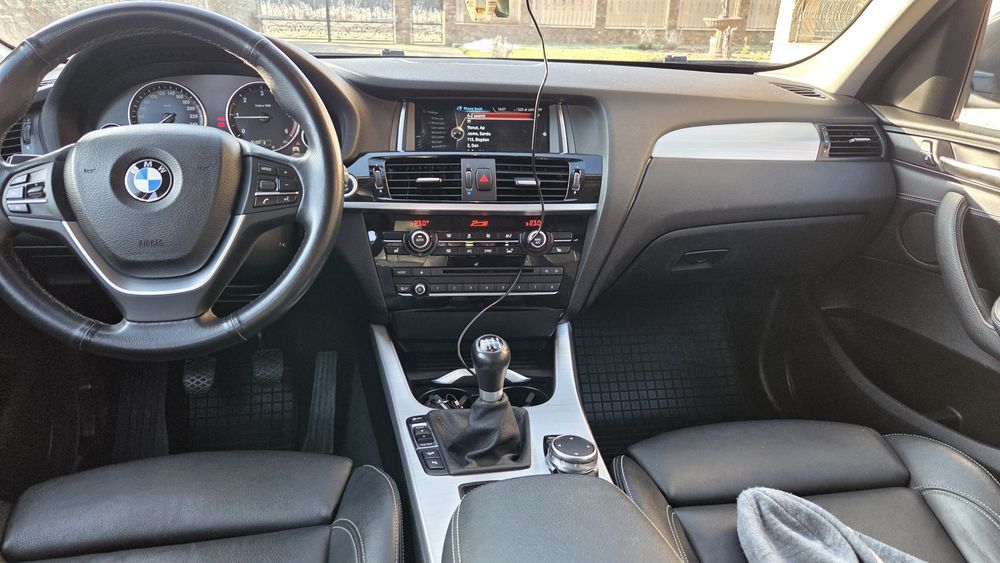 Vând BMW X3 F25 an 2015