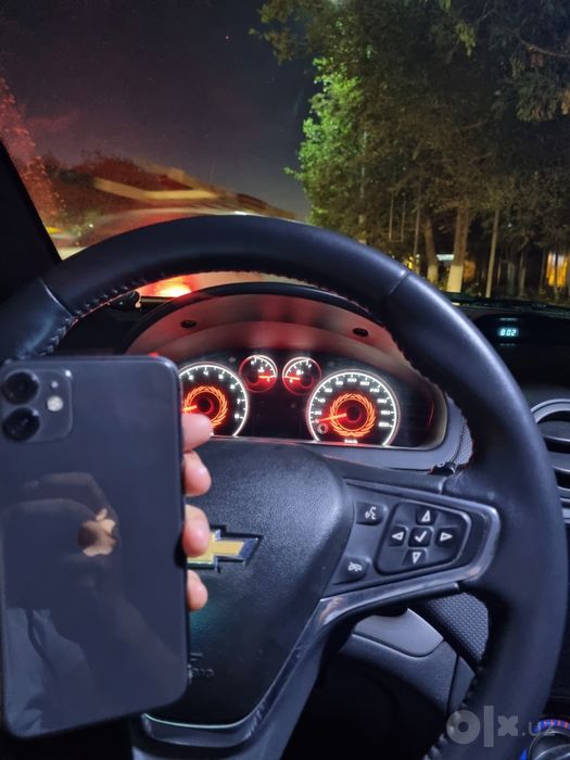 Iphone 11 LLA 64 GB dakument karopka sotiladi