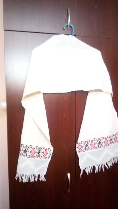 Салфетки, накидушки на подушки.