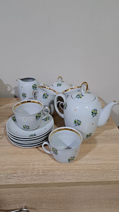 Красив руски сервиз за чай!