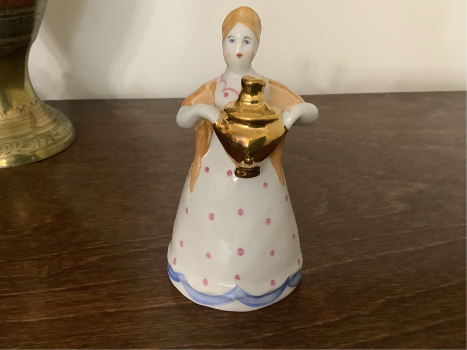 Статуэтки фарфоровые Дулево