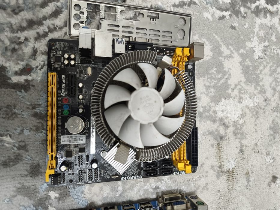 H81 + Core i5 4570 Bonus Kuler