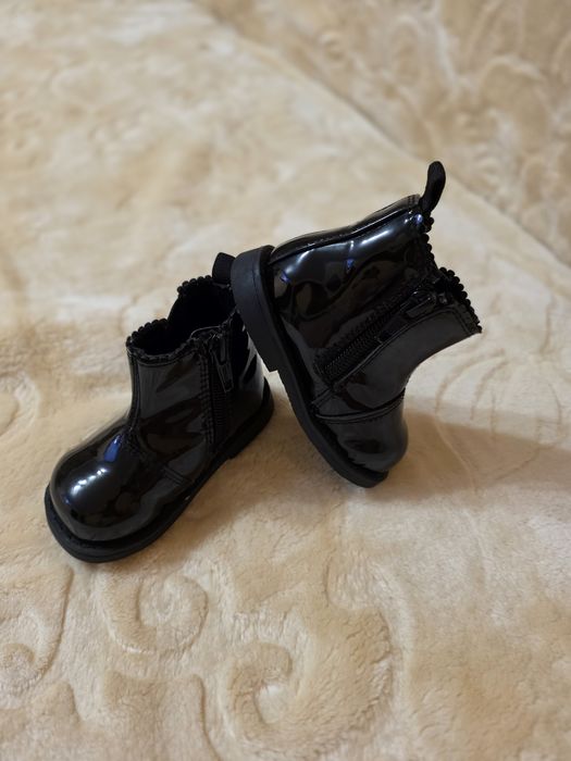 Lot haine 6-9 luni fetita