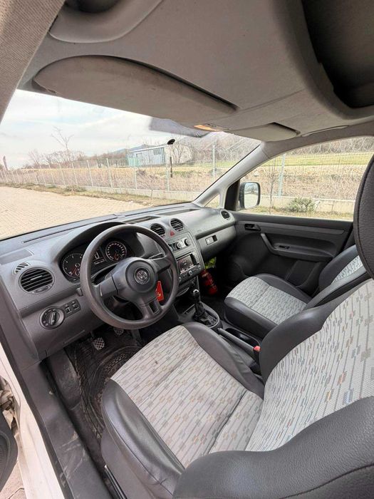 Баничарка пикап под наем София чужбина ЕС 30€