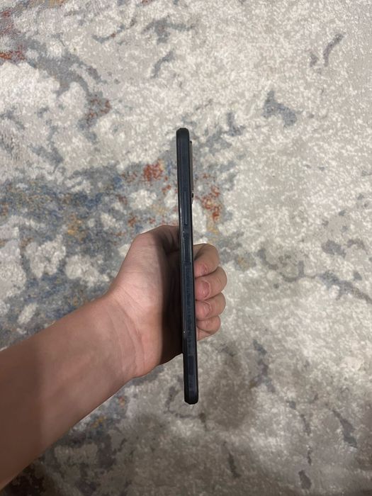 Телефон VIVO Y33S 2 года