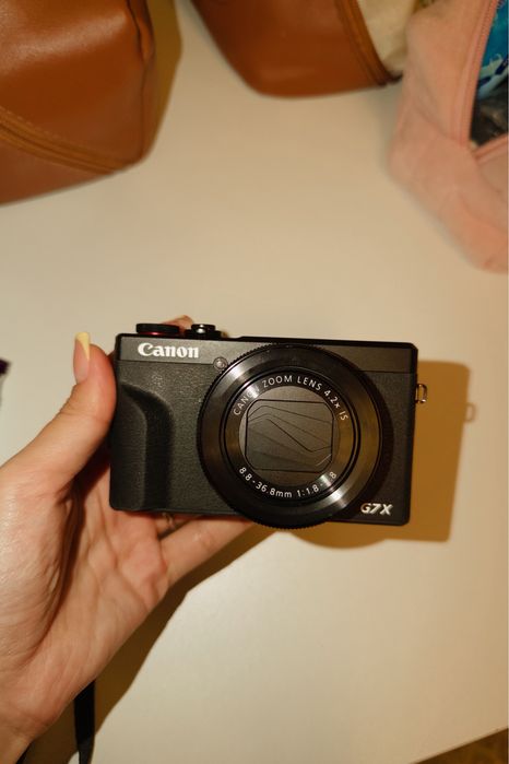 Canon powershot G7X mark iii