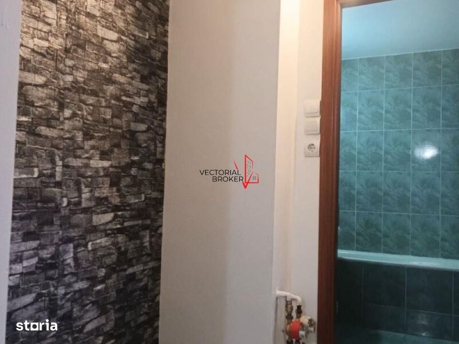 Apartament decomandat in bloc din 1993  zona Parcul Circului Vidin