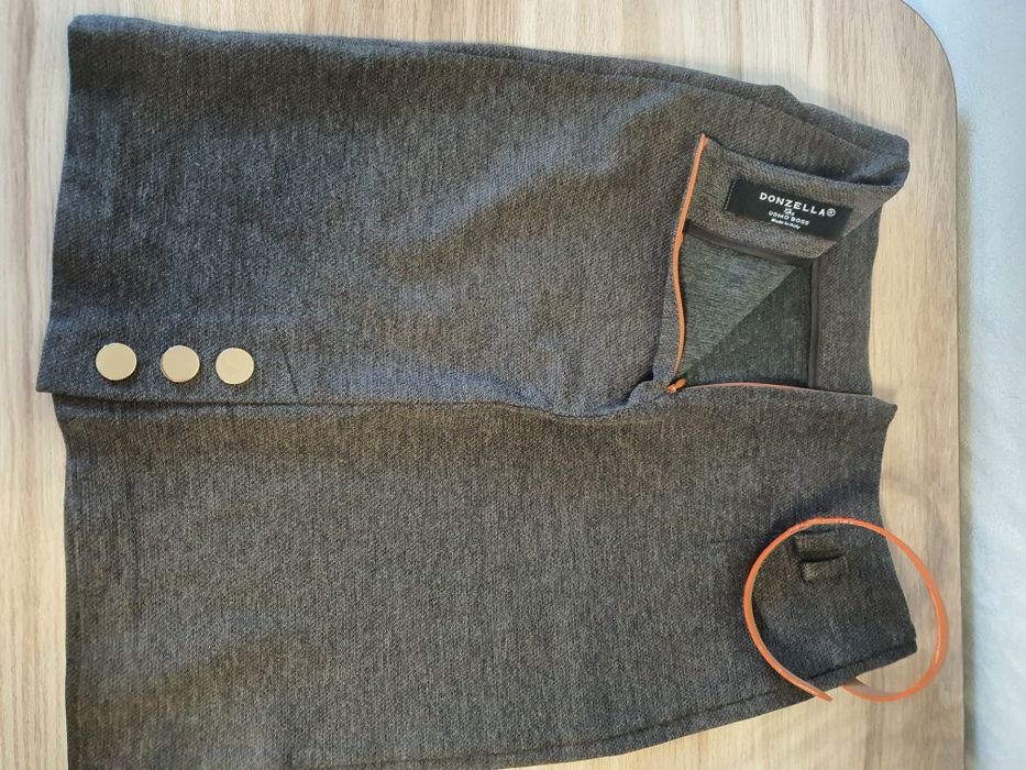 Продам юбку UOMO BOSS Италия