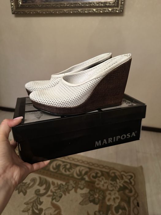 Продам босоножки сабо