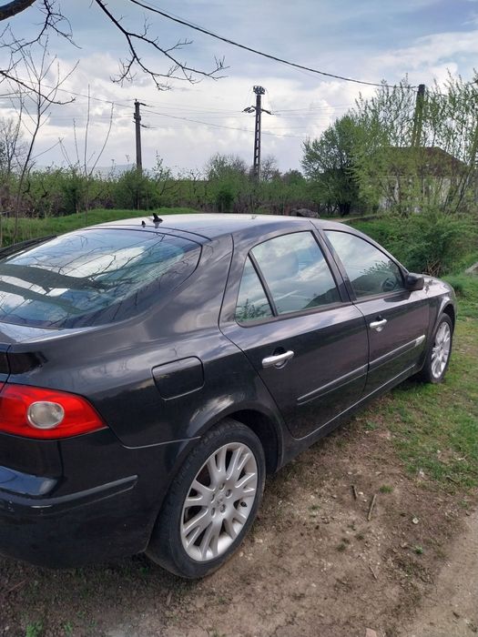 Vând Renault laguna 2litri